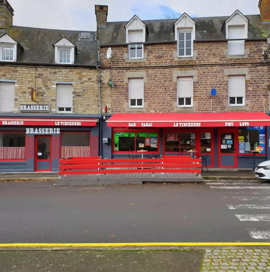Le Vincennes Bar Tabac Pmu Clecy En Suisse Normande Galerie