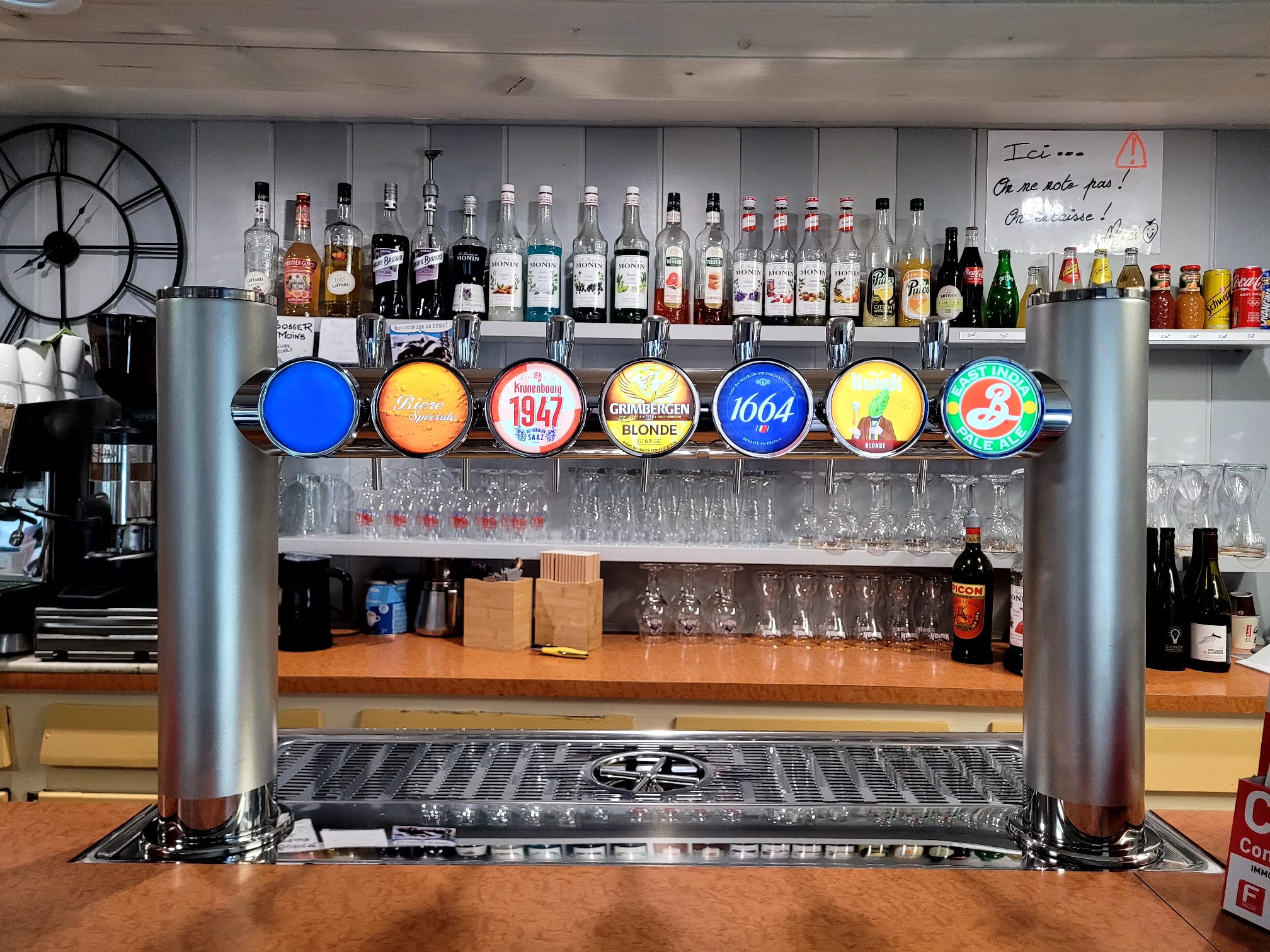 Le Vincennes Bar Tabac Pmu Clecy En Suisse Normande IMG 20251216 WA0000